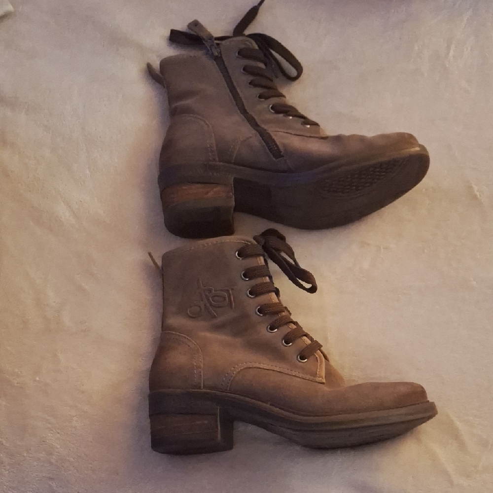 OTBT Boots